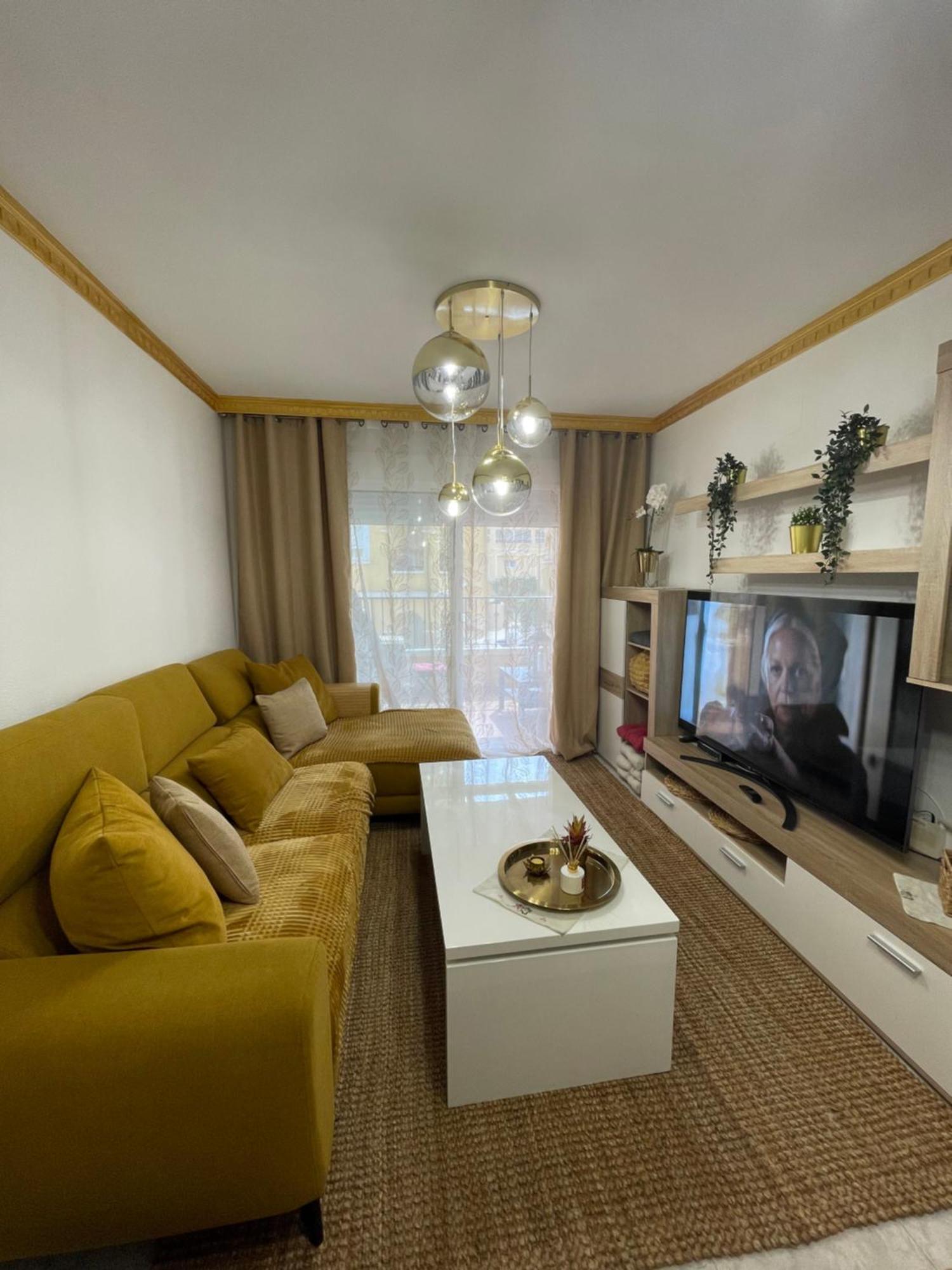 Casa Amarela Guesthouse, Algorfa Luaran gambar